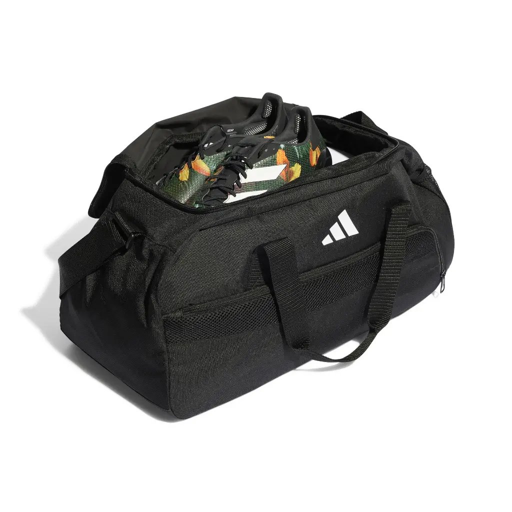 HS9752_adidas_Tiroduffelbag_S_4.webp